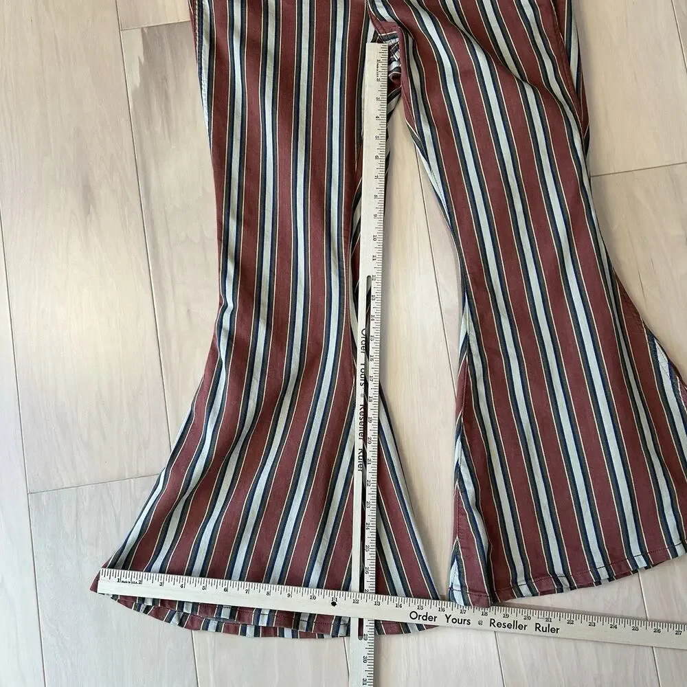 Wrangler x Lainey Wilson Denay Stripe Bell Bottoms Women’s 34